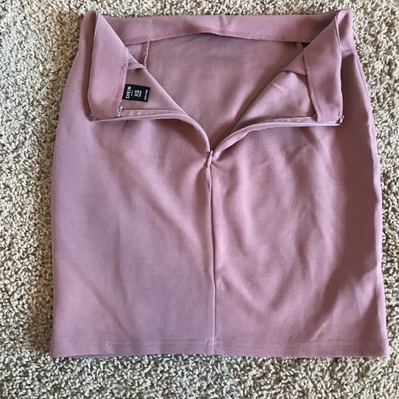 Bodycon Skirt - Picture 2 of 3